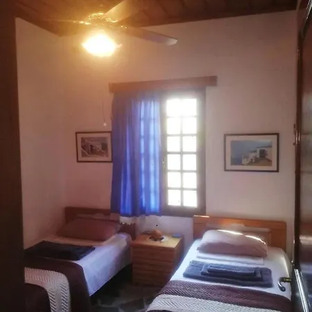Holiday home Panoramic Views In Hydra, Greece *